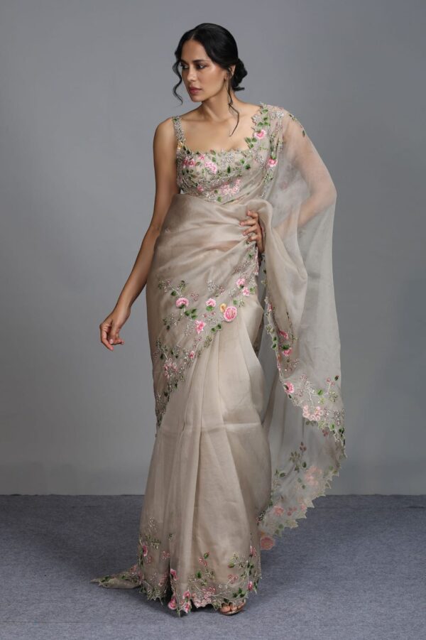 c6592c14-5e4e-49a5-b60f-d4b310db3358 Silk Saree